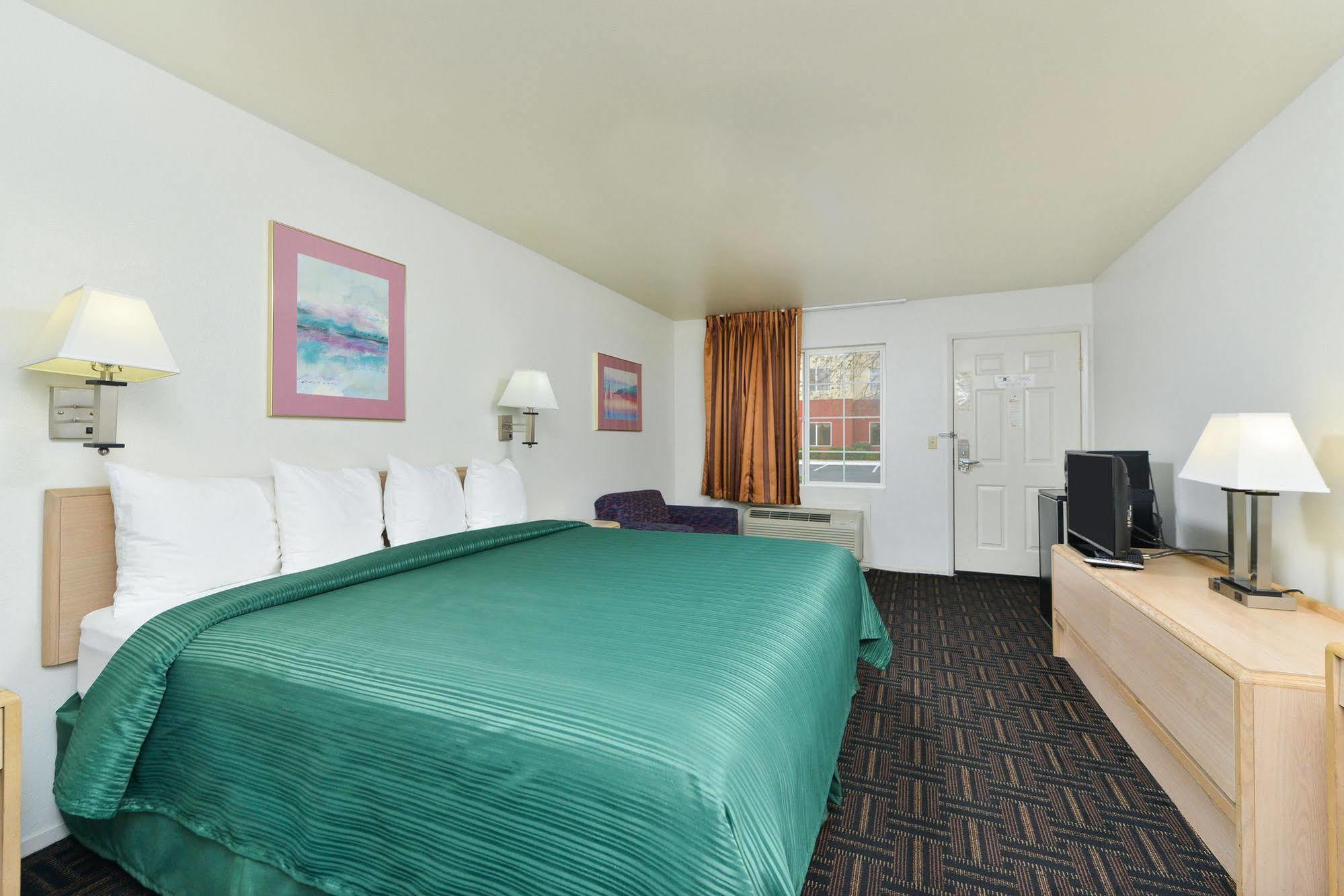 Quality Inn Fresno Near University Extérieur photo